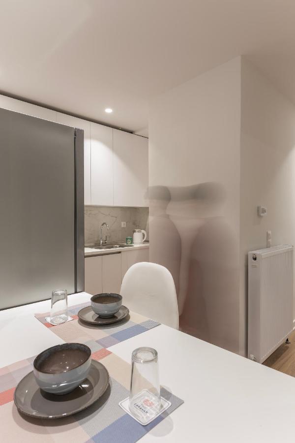 The Caravan Apartments Thessaloniki Exterior photo